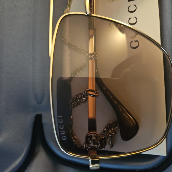 Gucci sunglasses - Picture 3 of 12